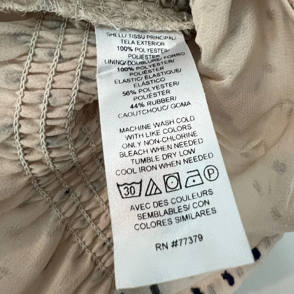 NWOT Ann Taylor cream and navy dot blouse, size XSP - Picture 6 of 6